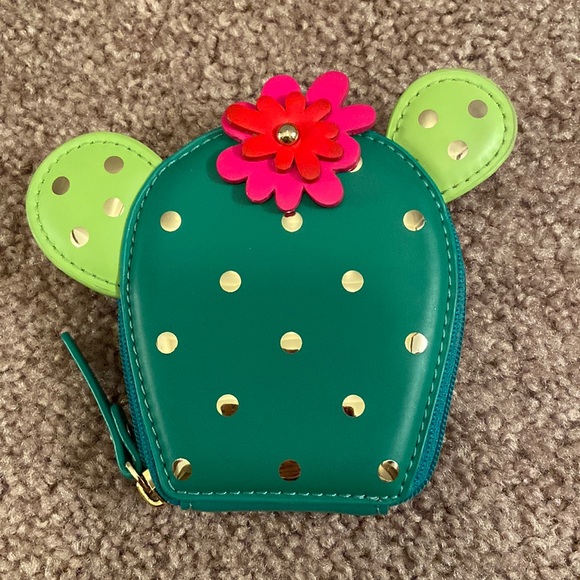 kate spade Handbags - Kate Spade New Horizons Cactus Coin Purse